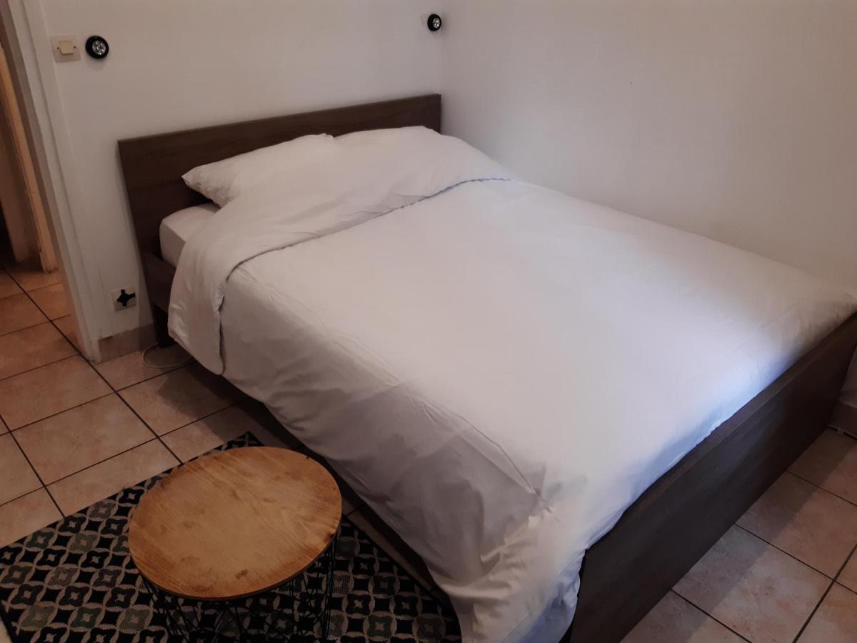 Appartement Aad1 Clamart 200 M Du Tramway T6 St Pave Blc Avec Cuisine Separee Bagian luar foto