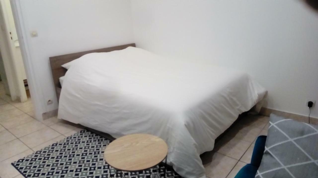 Appartement Aad1 Clamart 200 M Du Tramway T6 St Pave Blc Avec Cuisine Separee Bagian luar foto